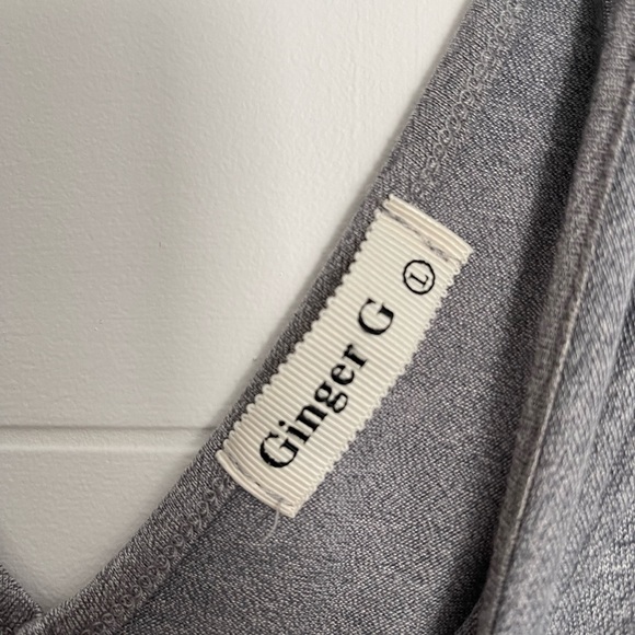 CUTE GREY TOP FOR WOMEN - Picture 3 of 4